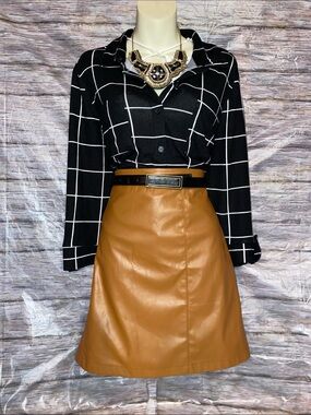 By Design Black & White Plaid Button Down Top